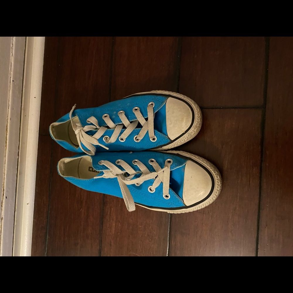 Blue converse